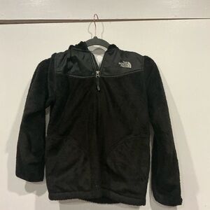 The North Face Kids Black Hooded Fleece Pullover